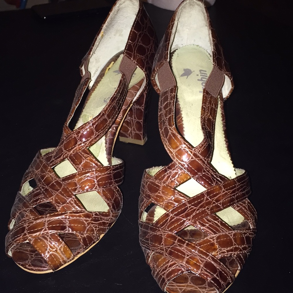 Faryl Robin heels